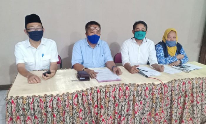 Tak Ada ADK, Puluhan Kelurahan di Gresik Terancam Tak Terdaftar BLT JPS Dampak COVID-19 Tak Ada ADK, Puluhan Kelurahan di Gresik Terancam Tak Terdaftar BLT JPS Dampak COVID-19