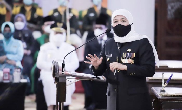 Diawali Kota Surabaya, Gubernur Khofifah Siap Marathon Sertijab 14 Bupati/Wali Kota di Jatim Diawali Kota Surabaya, Gubernur Khofifah Siap Marathon Sertijab 14 Bupati/Wali Kota di Jatim