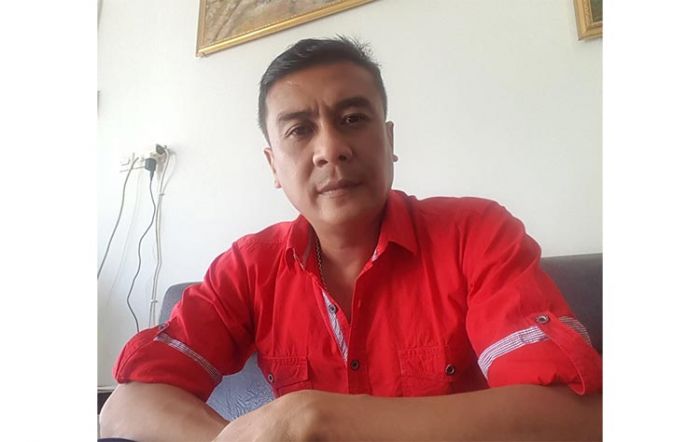 Jurnalis Seblang.com Dapat Perlakuan Tak Menyenangkan dari Polisi Saat Liput Unjuk Rasa Jurnalis Seblang.com Dapat Perlakuan Tak Menyenangkan dari Polisi Saat Liput Unjuk Rasa