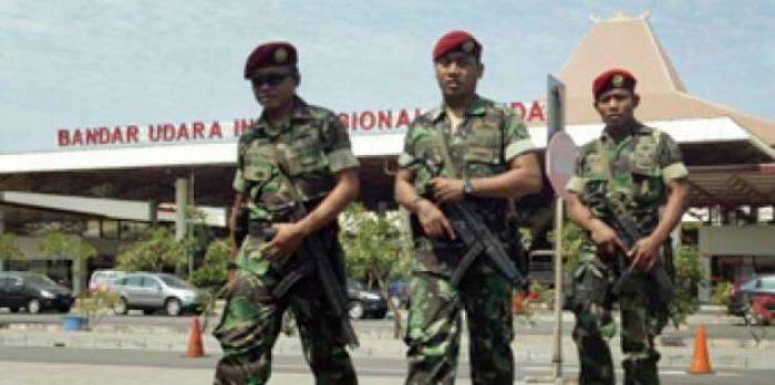TNI AL Tutup Akses Cargo Bandara Juanda, Gubernur akan TNI AL Tutup Akses Cargo Bandara Juanda, Gubernur akan