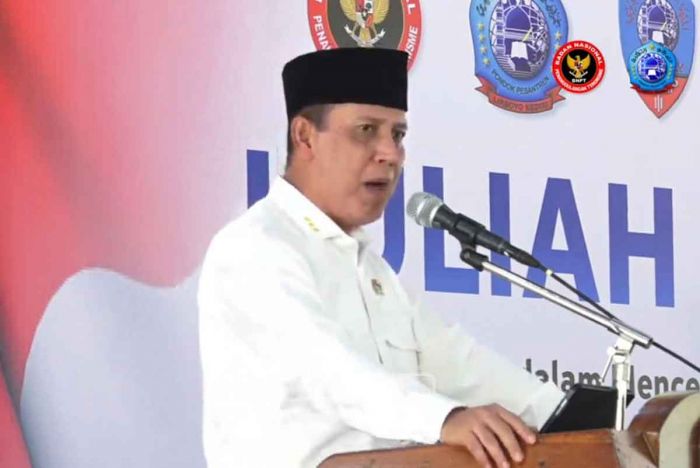Kepala BNPT Ajak Mahasantri di Ponpes Lirboyo Kediri Jauhi Sikap Intoleransi Kepala BNPT Ajak Mahasantri di Ponpes Lirboyo Kediri Jauhi Sikap Intoleransi