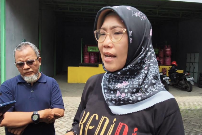 Disdagin Kabupaten Kediri Lakukan Sidak Ketersediaan Elpiji Bersubsidi Disdagin Kabupaten Kediri Lakukan Sidak Ketersediaan Elpiji Bersubsidi