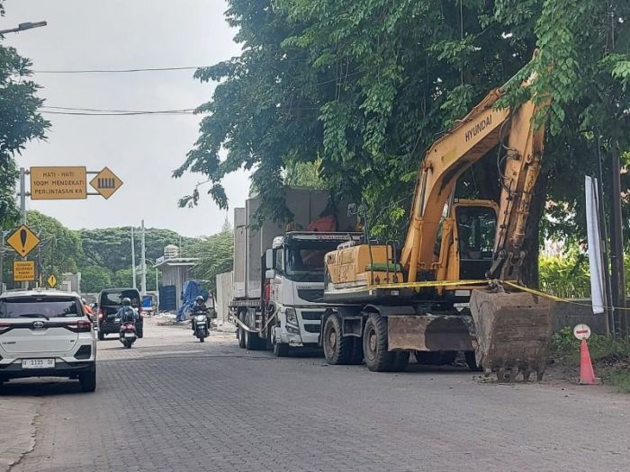 Pekerja Proyek Saluran Pemkot Surabaya Tewas saat Proses Pemasangan U-Dicth