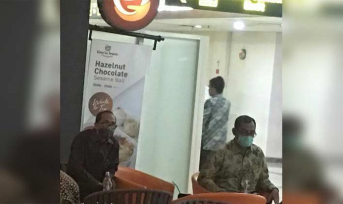 Kepala Kemenag dan Mantan Kepala Kemenag Gresik Ikut Kena OTT KPK Kepala Kemenag dan Mantan Kepala Kemenag Gresik Ikut Kena OTT KPK