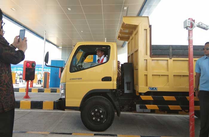 Tol Ngawi-Kertosono Resmi Dilaunching, PT NKJ Dukung Penuh Program Jokowi Tol Ngawi-Kertosono Resmi Dilaunching, PT NKJ Dukung Penuh Program Jokowi