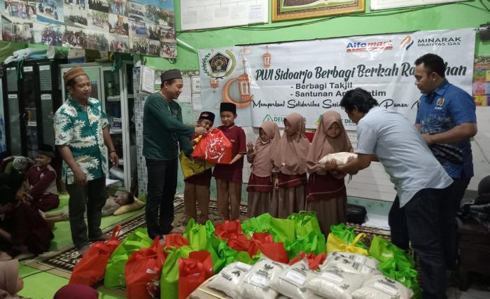 Berbagi saat Ramadhan, PWI Sidoarjo Santuni Anak Yatim Berbagi saat Ramadhan, PWI Sidoarjo Santuni Anak Yatim