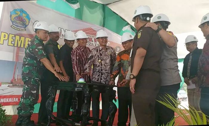 Bupati Bangkalan: Gedung Baru Harus Memperkuat Kelembagaan DPRD