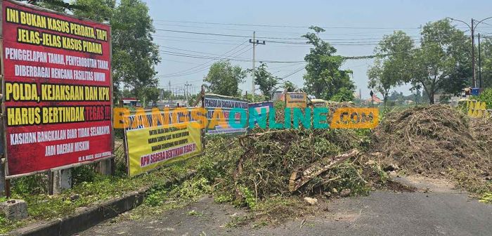 24 Tahun Tak Dibayar Pemerintah, Pemilik Lahan Tutup Jalan Kembar Bilaporah Bangkalan