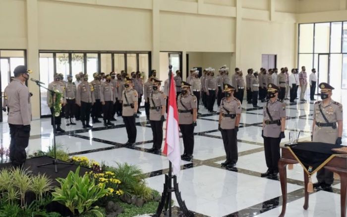 ​Kapolresta Sidoarjo Pimpin Sertijab Kasat Reskrim, Kasat Lantas, dan Kapolsek Porong