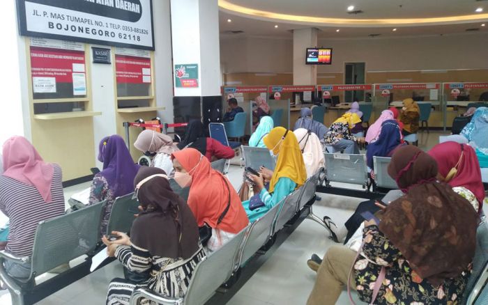 Perlancar Pencairan ADD, Bapenda Bojonegoro Siap Bantu Pemdes Screening Pelunasan PBB Perlancar Pencairan ADD, Bapenda Bojonegoro Siap Bantu Pemdes Screening Pelunasan PBB