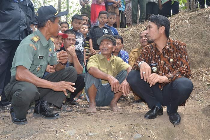 Luruskan Sejarah Warga Madiun Bukan Keturunan PKI Luruskan Sejarah Warga Madiun Bukan Keturunan PKI