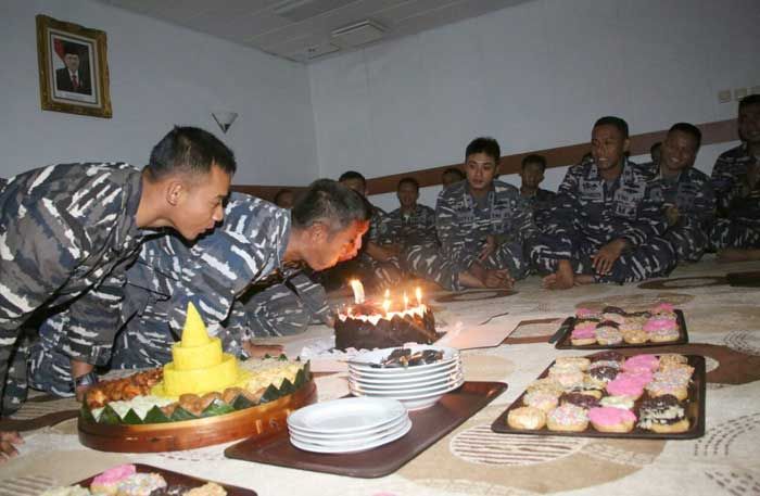 10 Tahun KRI Sultan Hasanuddin-366 Mengawal NKRI 10 Tahun KRI Sultan Hasanuddin-366 Mengawal NKRI
