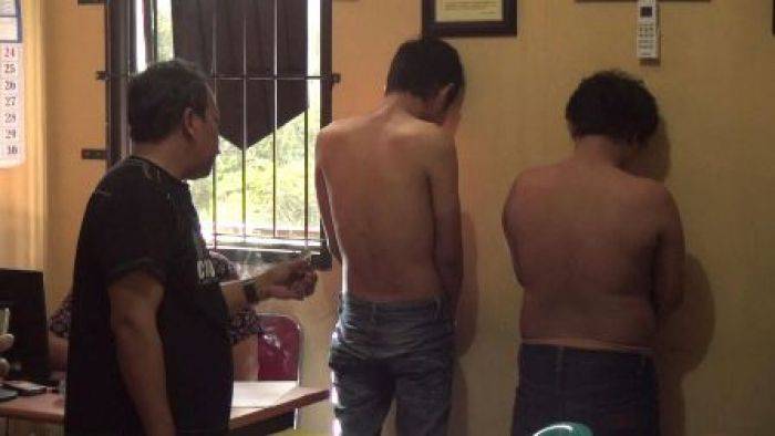 Beraksi Siang Bolong, Dua Maling di Balas Klumprik Dimassa Beraksi Siang Bolong, Dua Maling di Balas Klumprik Dimassa