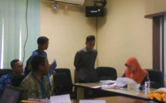 Pengerjaan 18 Paket Proyek DAK 2 Minggu lagi, Rekanan Diminta Tak Asal-asalan Kerjakan Pengerjaan 18 Paket Proyek DAK 2 Minggu lagi, Rekanan Diminta Tak Asal-asalan Kerjakan