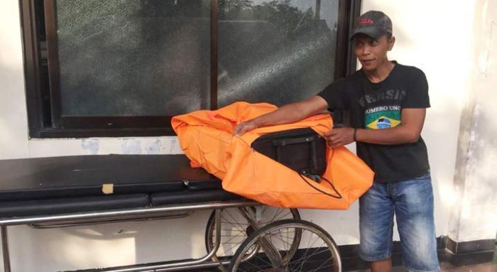 Koper Hitam Buat Buang Mayat Termutilasi, Ternyata Milik Ibu Tersangka, Begini Pengakuannya Koper Hitam Buat Buang Mayat Termutilasi, Ternyata Milik Ibu Tersangka, Begini Pengakuannya