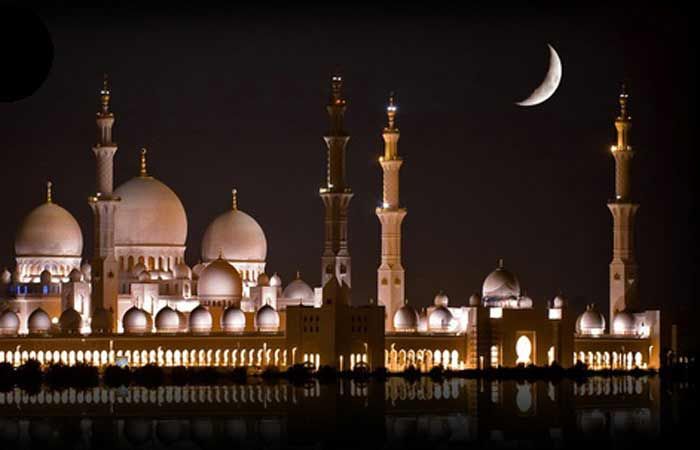 Tafsir Al-Isra 1: Mengunci Masjid di Malam Hari Tafsir Al-Isra 1: Mengunci Masjid di Malam Hari