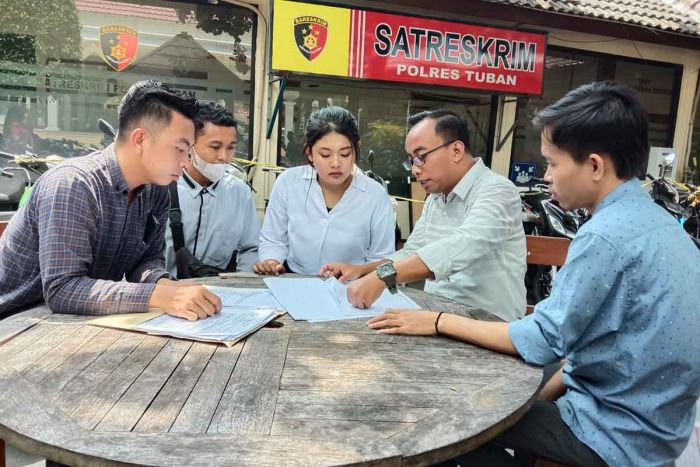 Sengketa Lahan Pantai Semilir Tuban Tidak Ada Titik Temu, Keluarga Rosyidah Dilaporkan ke Polisi Sengketa Lahan Pantai Semilir Tuban Tidak Ada Titik Temu, Keluarga Rosyidah Dilaporkan ke Polisi