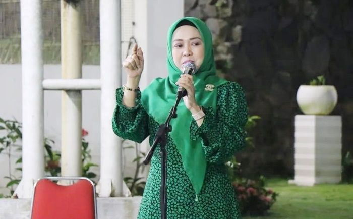 Ning Ema, Cucu Mbah Wahab Resmi Pimpin PPP Jombang Ning Ema, Cucu Mbah Wahab Resmi Pimpin PPP Jombang