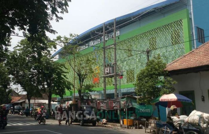 Plaza Ikan Tuban, Sentra Produk Perikanan dan Peternakan