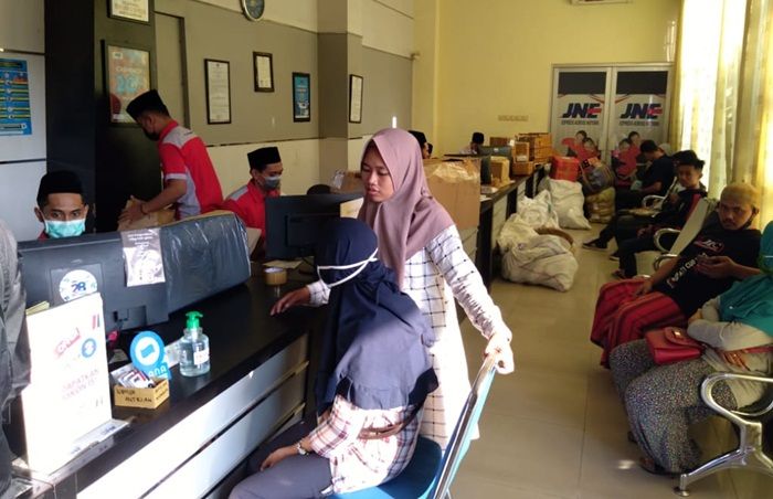 Naik Dibanding Tahun Sebelumnya, Pengiriman Jenis Makanan di Jember Capai 2.000 Paket per Hari Naik Dibanding Tahun Sebelumnya, Pengiriman Jenis Makanan di Jember Capai 2.000 Paket per Hari