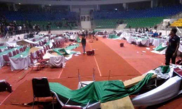 Rusuh Kongres HMI: Gedung Hancur, Kader Senior Minta Kopassus Turun Tangan Rusuh Kongres HMI: Gedung Hancur, Kader Senior Minta Kopassus Turun Tangan