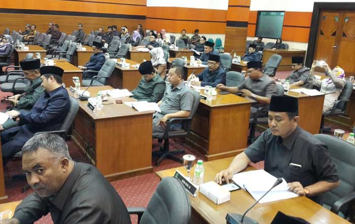 Pemkab Pasuruan Proyeksikan Pendapatan Tahun 2018 Senilai Rp 2,687 Triliun Pemkab Pasuruan Proyeksikan Pendapatan Tahun 2018 Senilai Rp 2,687 Triliun