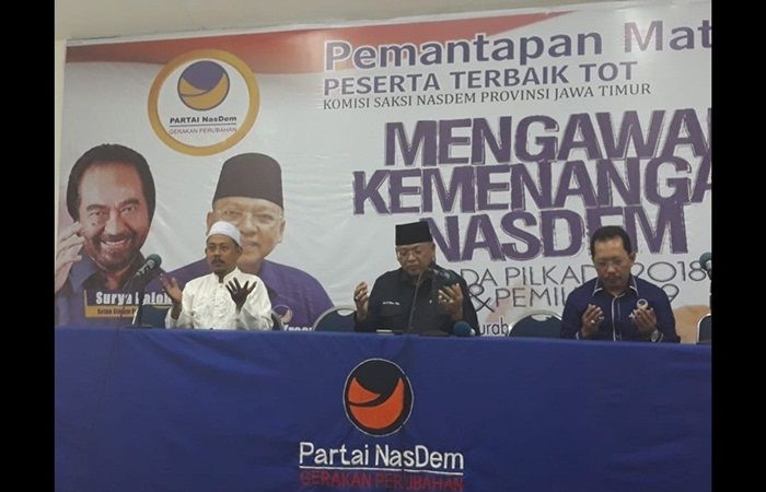 Diawali Pembacaan Shalawat Nariyah, NasDem Partai Pertama Daftarkan Caleg ke KPU Jatim