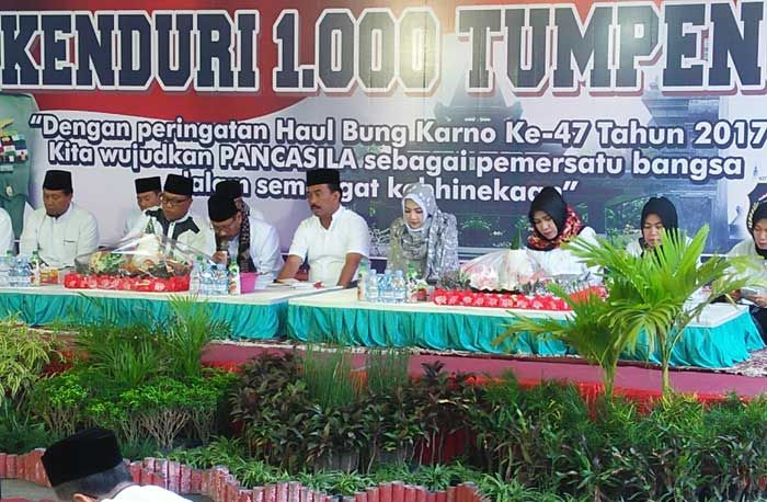 Peringati Haul Bung Karno ke-47, Kota Blitar Gelar Kenduri Seribu Tumpeng Peringati Haul Bung Karno ke-47, Kota Blitar Gelar Kenduri Seribu Tumpeng