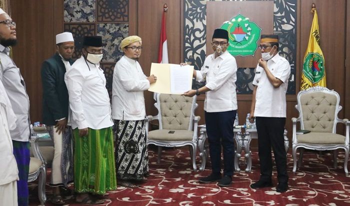Himpunan Lora Madura Gelar Audiensi dengan Bupati Pamekasan Himpunan Lora Madura Gelar Audiensi dengan Bupati Pamekasan