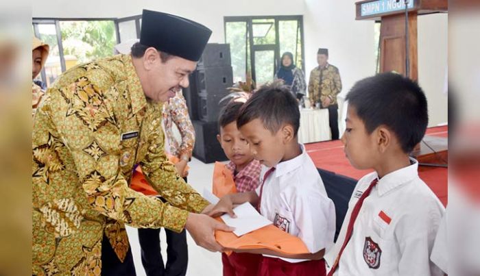 Hindari Miskomunikasi, Wabup Pungkasiadi Minta PPDB Diinfokan dengan Jelas Hindari Miskomunikasi, Wabup Pungkasiadi Minta PPDB Diinfokan dengan Jelas