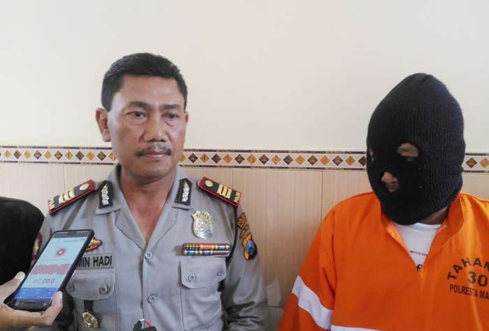Hindari Omelan Istri, Warga Pendatang di Malang Satroni 5 Kota Besar Hindari Omelan Istri, Warga Pendatang di Malang Satroni 5 Kota Besar