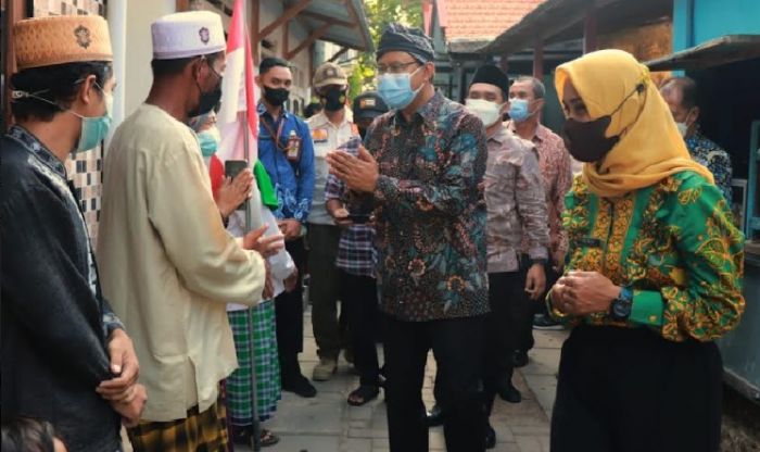 Wali Kota Pasuruan Tinjau Kampung Tempe dan Daur Ulang Wali Kota Pasuruan Tinjau Kampung Tempe dan Daur Ulang