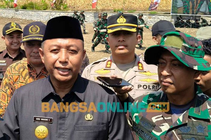 TMMD ke-122 di Kediri: Sinergi TNI Bersama Rakyat, Wujudkan Desa yang Kuat TMMD ke-122 di Kediri: Sinergi TNI Bersama Rakyat, Wujudkan Desa yang Kuat