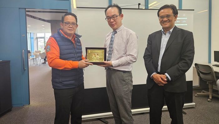 Pj Gubernur Jatim Dalami Sistem Penanggulangan Bencana dan Pemanfaatan Teknologi di Jepang Pj Gubernur Jatim Dalami Sistem Penanggulangan Bencana dan Pemanfaatan Teknologi di Jepang