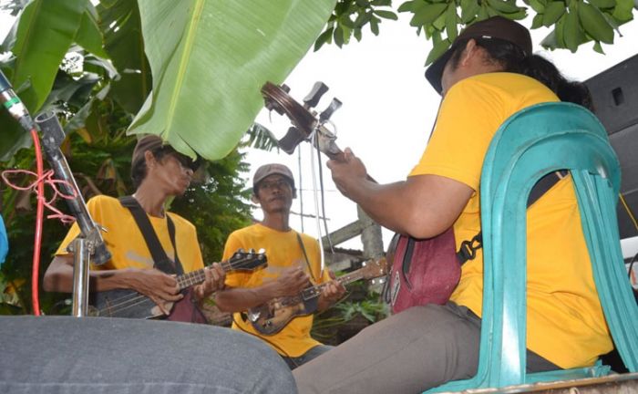 Paguyuban Seni dan Budaya Bagikan 3.000 Sabun dan Hibur Masyarakat dengan Musik Keroncong