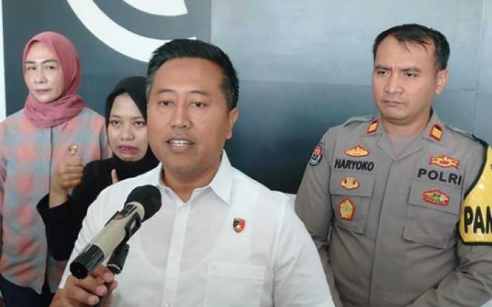 Motor Kurir Shopee yang Dicuri di Keputih Surabaya Berhasil Ditemukan di Dapur Warga Bangkalan Motor Kurir Shopee yang Dicuri di Keputih Surabaya Berhasil Ditemukan di Dapur Warga Bangkalan