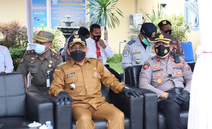 Atasi Penyebaran Covid-19, Pemkab Tuban Kerahkan Seluruh SDM yang Ada Atasi Penyebaran Covid-19, Pemkab Tuban Kerahkan Seluruh SDM yang Ada
