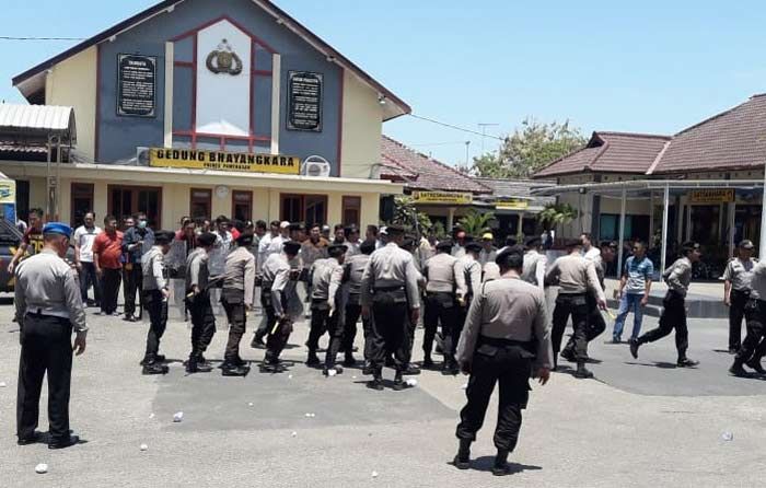 Polres Pamekasan Gelar Simulasi Operasi Mantap Brata Semeru 2018