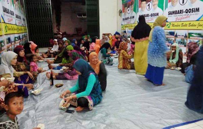 Peserta Membaca Salawat Nariyah Untuk SQ Kian Membludak Peserta Membaca Salawat Nariyah Untuk SQ Kian Membludak