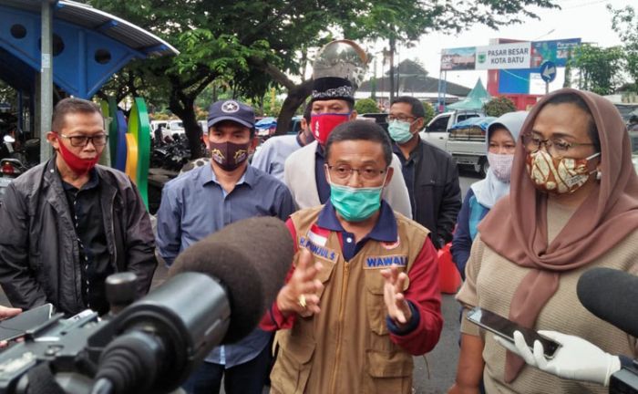 Hari ke-4 PSBB, Eksekutif dan Legislatif Sidak Pasar Pagi