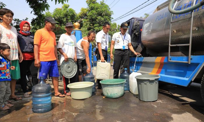Kemenkumham Jatim Salurkan Bantuan Air Bersih ke Warga di Sekitar Lapas Porong Sidoarjo