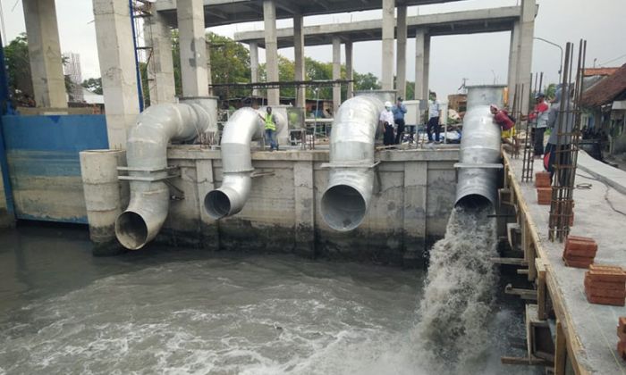 Pemasangan Pompa Petekan Rampung, Sudah Bisa Difungsikan untuk Cegah Banjir Pemasangan Pompa Petekan Rampung, Sudah Bisa Difungsikan untuk Cegah Banjir