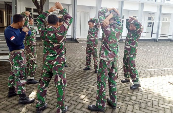 ​Hadapi Renang Selat Madura, Personel Dislambair Koarmada II Gelar Pembinaan Fisik