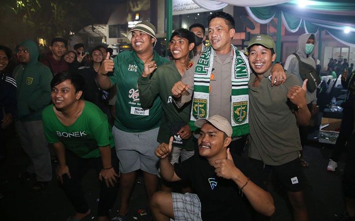 Arema Vs Persebaya, Kapolrestabes Minta Bonek Nobar di Rumah Masing-masing Arema Vs Persebaya, Kapolrestabes Minta Bonek Nobar di Rumah Masing-masing