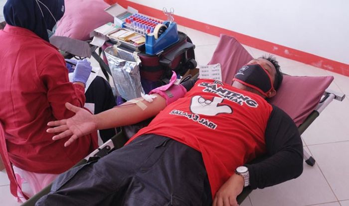 Donor Darah yang Digelar DPC PDIP Pasuruan Hasilkan 101 Kantong Darah Donor Darah yang Digelar DPC PDIP Pasuruan Hasilkan 101 Kantong Darah