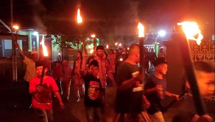 Mengintip Tradisi Menyambut Hari Raya Idul Adha di Wates Kediri Mengintip Tradisi Menyambut Hari Raya Idul Adha di Wates Kediri