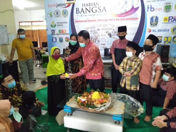 Tasyakuran HUT ke-21, HARIAN BANGSA Pajang Tema 