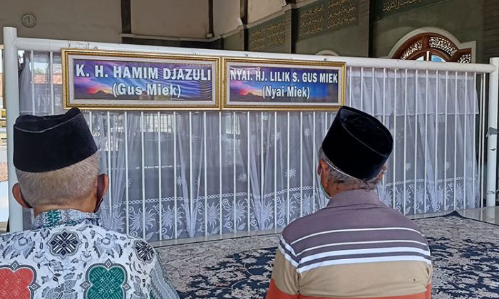 Ramadan di Masa Pandemi, Makam Gus Miek Tetap Buka dan Banyak Didatangi Peziarah