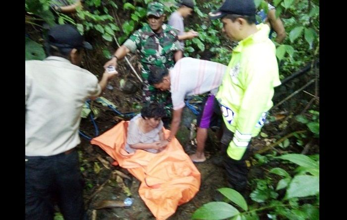 Tersesat di Hutan, Penyelamatan ODGJ di Blitar Berlangsung Dramatis Tersesat di Hutan, Penyelamatan ODGJ di Blitar Berlangsung Dramatis
