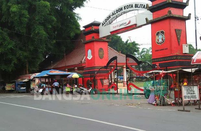 PKL di Kota Blitar Wajib Miliki Kartu PKL